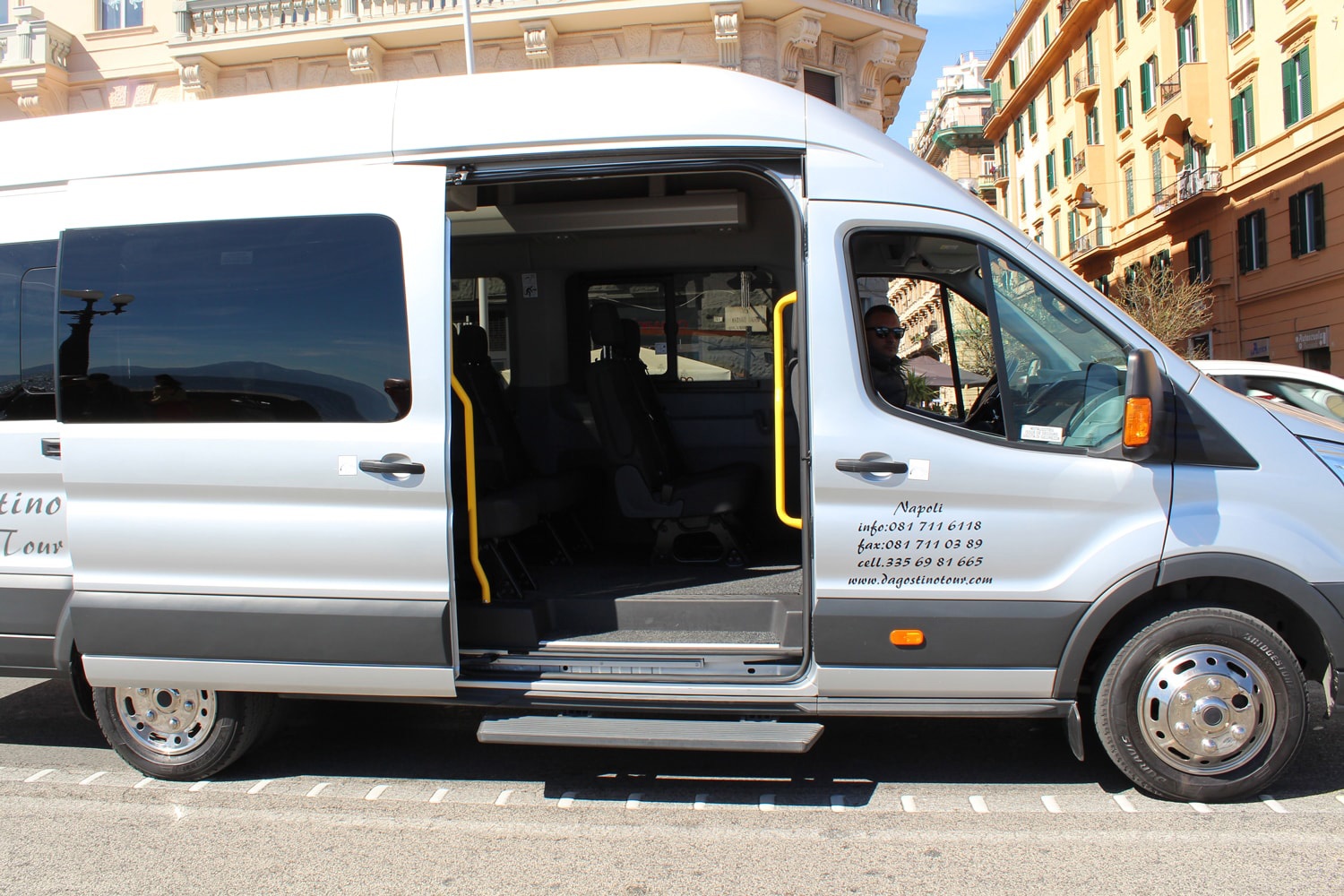 D'Agostino Tour - Noleggio Autobus per Disabili a Napoli